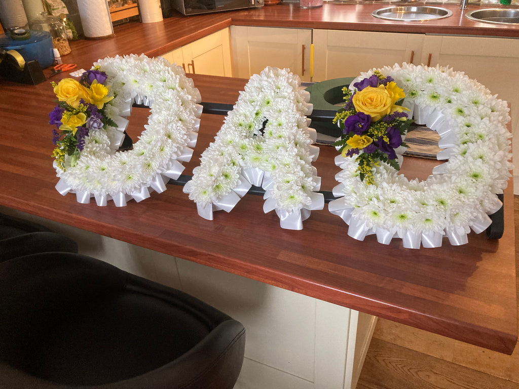 Dad available in any colour - Alan Brown Flowers